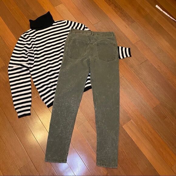 Forever 21 Stretch Acid Wash Jeans Olive Green 26 - Picture 3 of 5